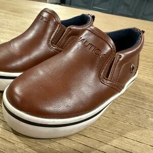 Nautica Little Kids Brown Leather Slip-On Sneakers